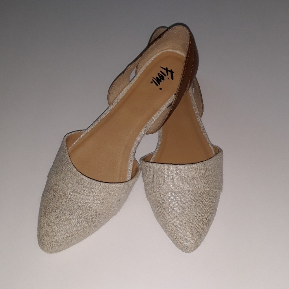 Pointed canvas flats